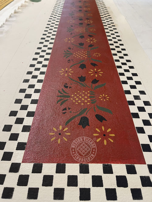 Williasburg Table Runner