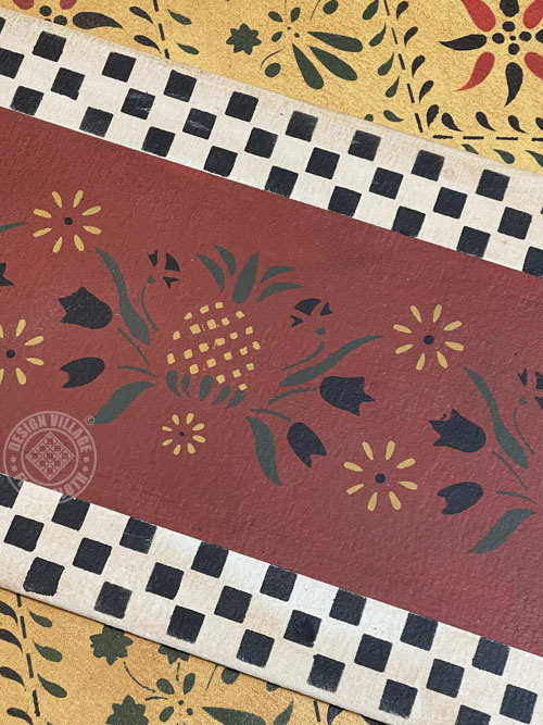 Williasburg Table Runner