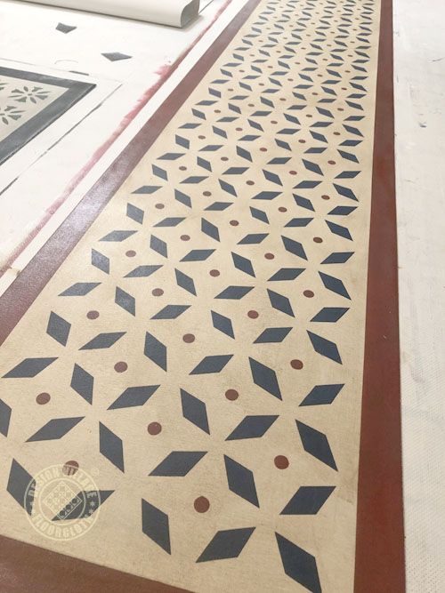 Weston Colonial Floorcloth in Pearl Essence