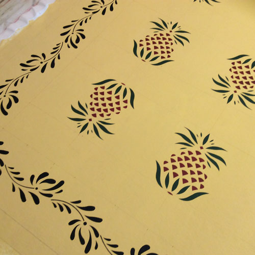 Early American Pineapple Floorcloth