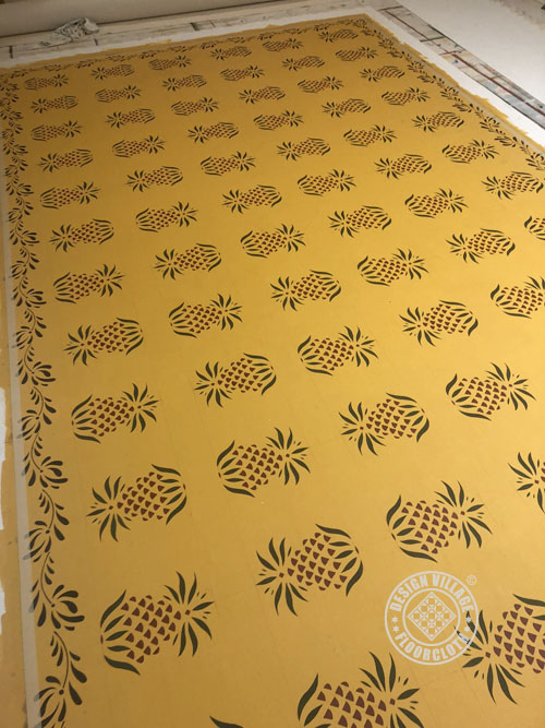 Early American Pineapple Floorcloth